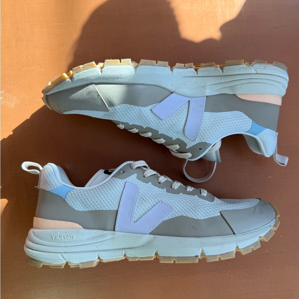 Veja Women's Sneakers - ‘Dekkan’